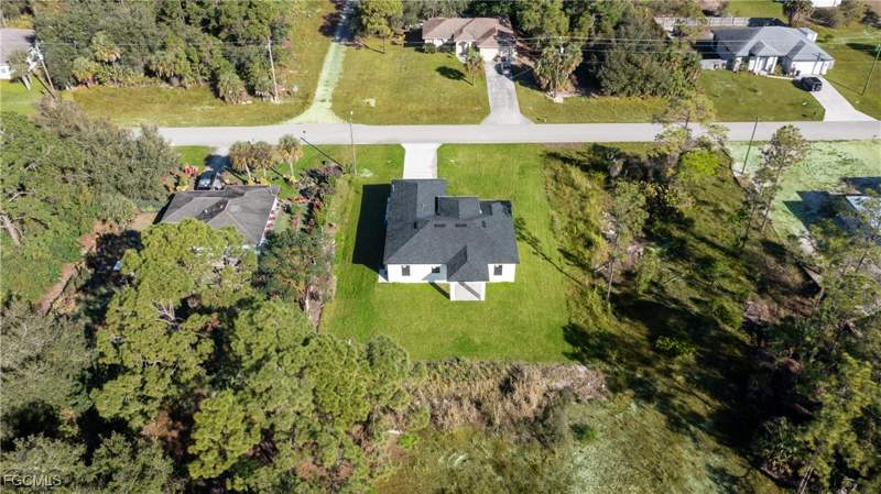 3 bedroom SingleFamilyResidence at 922 Sunrise Blvd, Lehigh Acres, Lehigh Acres — photo 2