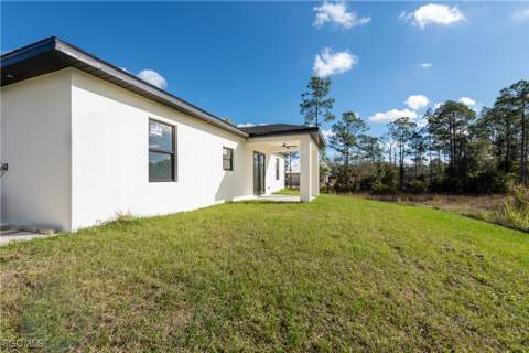 922 Sunrise Blvd, Lehigh Acres FL - photo 22 of 40