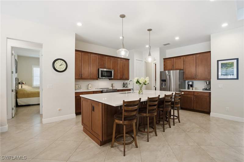 4 bedroom SingleFamilyResidence at 3707 5th Ave SW, Weber Woods, Naples — photo 5