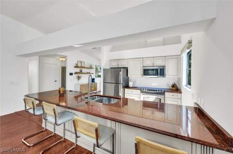 1285 Grand Canal Dr, Naples FL - photo 8 of 40