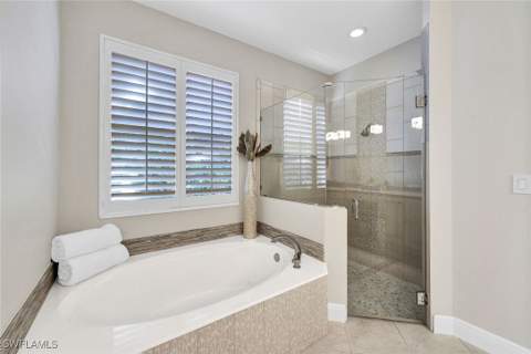 9008 Cherry Oaks Trl, Naples FL - photo 16 of 28