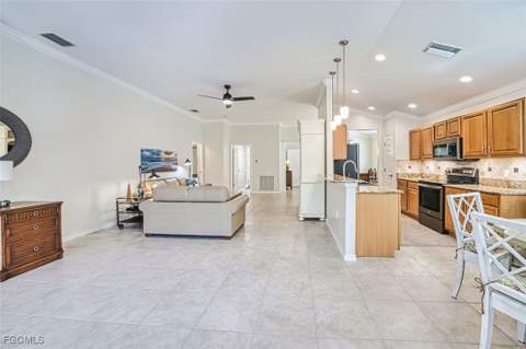 9543 Hemingway Ln, Fort Myers FL - photo 24 of 50
