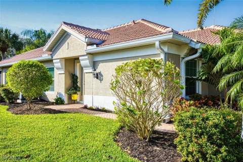 9543 Hemingway Ln, Fort Myers FL - photo 9 of 50