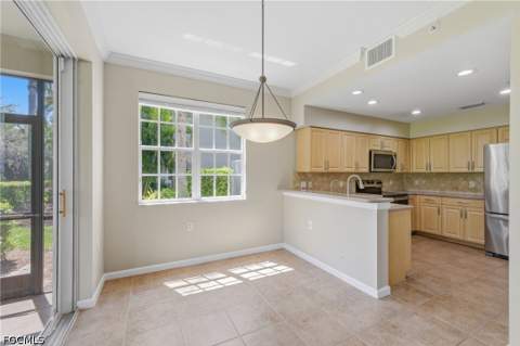 13081 Pebblebrook Point Cir 102, Fort Myers FL - photo 11 of 50