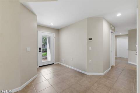 13081 Pebblebrook Point Cir 102, Fort Myers FL - photo 8 of 50