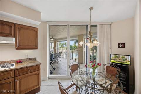 6597 Nicholas Blvd E 405, Naples FL - photo 13 of 50