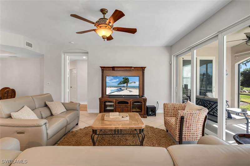 3 bedroom Condominium at 1285 Rialto Way 102, Rialto, Naples — photo 4