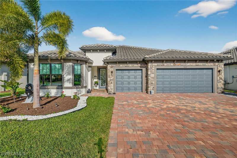 3 bedroom SingleFamilyResidence at 5687 Legendary Ln, Del Webb, Ave Maria — photo 1