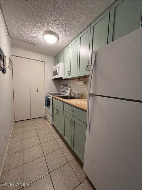 202 Broadway Ave E 418, Everglades City FL - photo 9 of 35