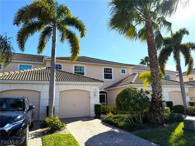 2 bedroom Townhouse at 1376 Weeping Willow Ct, Coral Lakes, Cape Coral — photo 1