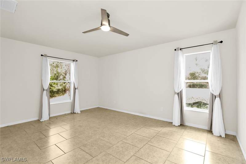 3 bedroom SingleFamilyResidence at 3012 14th St W, Lehigh Acres, Lehigh Acres — photo 4