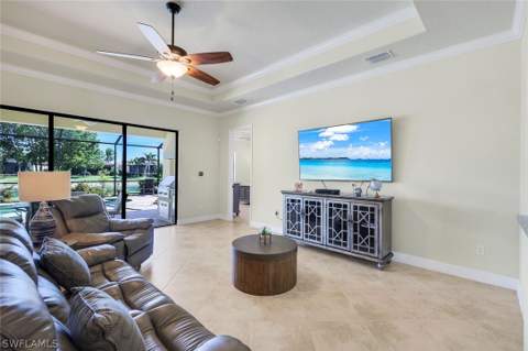 28085 Wicklow Ct, Bonita Springs FL - photo 11 of 48