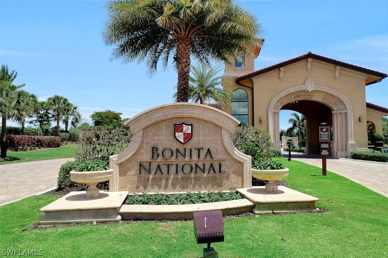 4 bedroom SingleFamilyResidence at 28085 Wicklow Ct, Bonita National Golf And Country Club, Bonita Springs — photo 2