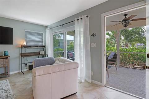 1351 Curlew AVE 104, Naples FL - photo 6 of 35