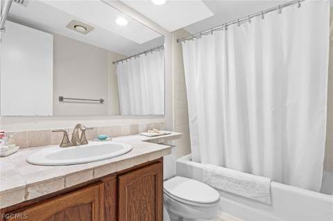 4100 Steamboat Bend E 101, Fort Myers FL - photo 19 of 47