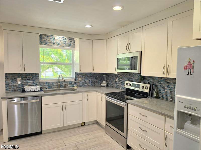 1 bedroom Condominium at 6777 Winkler Rd A 236, Regency Condo, Fort Myers — photo 3