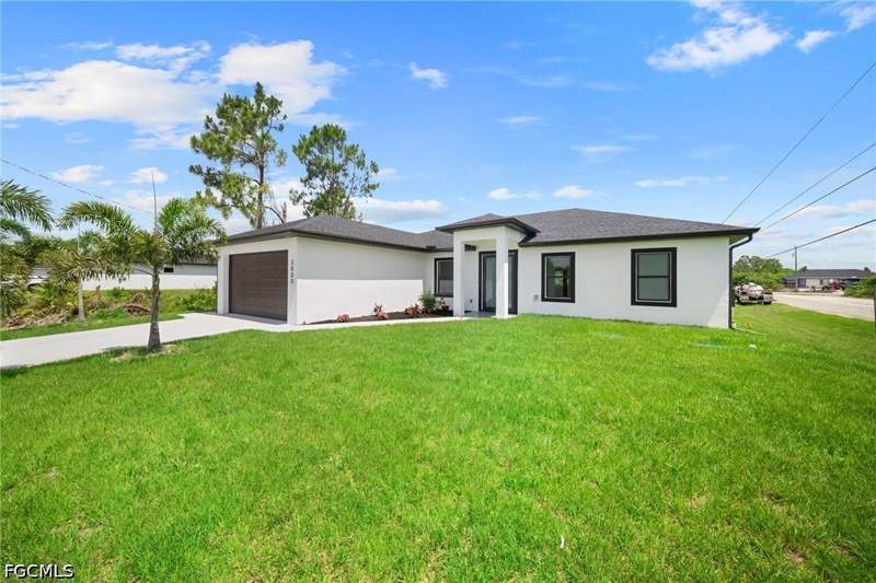 3 bedroom SingleFamilyResidence at 3800 24th St SW, Lehigh Acres, Lehigh Acres — photo 4