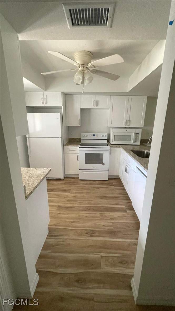 2 bedroom Condominium at 6316 Sugar Bush Ln C, Newport Glen, Fort Myers — photo 4