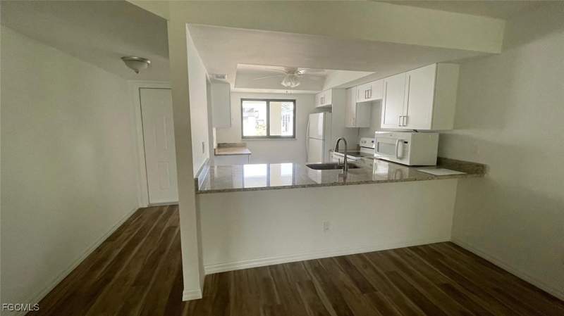 2 bedroom Condominium at 6316 Sugar Bush Ln C, Newport Glen, Fort Myers — photo 5