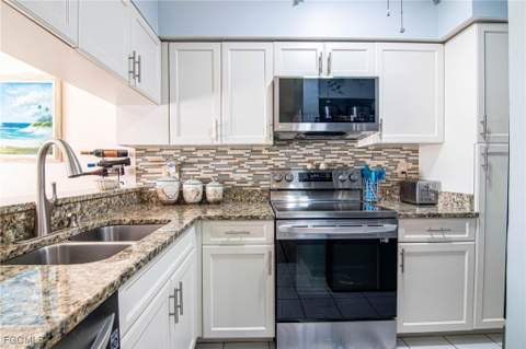 13199 Whitehaven Ln 1805, Fort Myers FL - photo 14 of 50