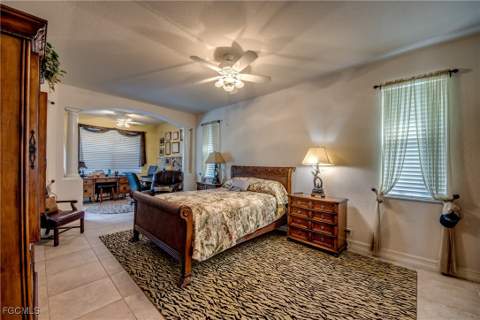 5605 Merlyn Ln, Cape Coral FL - photo 22 of 50
