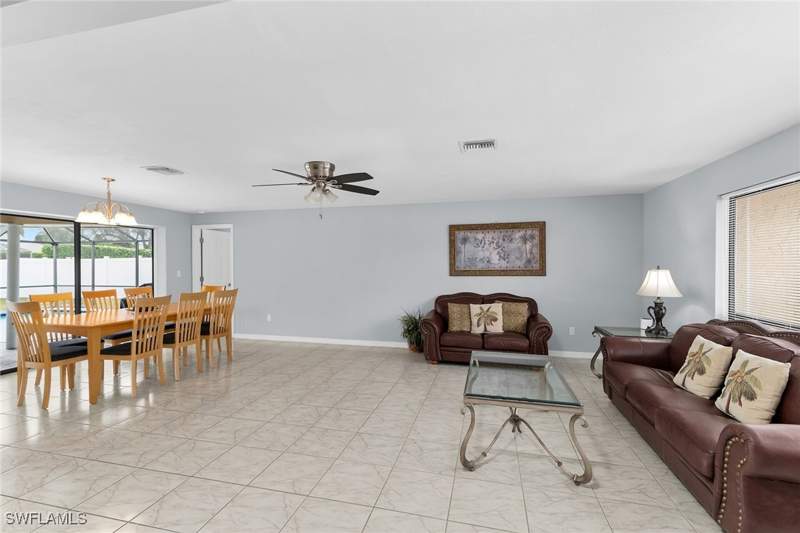3 bedroom SingleFamilyResidence at 1321 N Collier Blvd, Marco Beach, Marco Island — photo 3