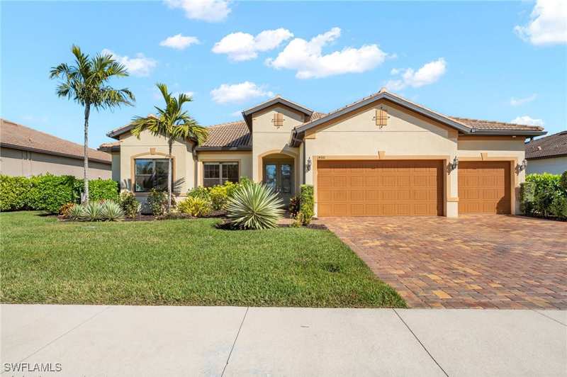 4 bedroom SingleFamilyResidence at 14310 Pine Hollow Dr, Corkscrew Shores, Estero — photo 1