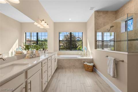 14310 Pine Hollow Dr, Estero FL - photo 18 of 34