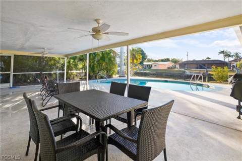 818 Monticello Ct, Cape Coral FL - photo 10 of 50