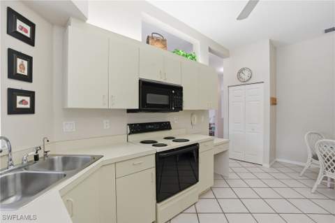 7680 Oleander Gate Dr J202, Naples FL - photo 12 of 41