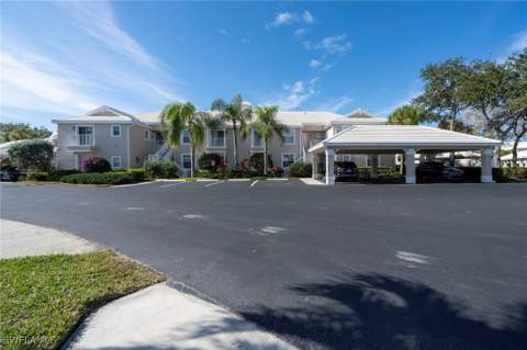 1149 Sweetwater Ln 4102, Naples FL - photo 10 of 50