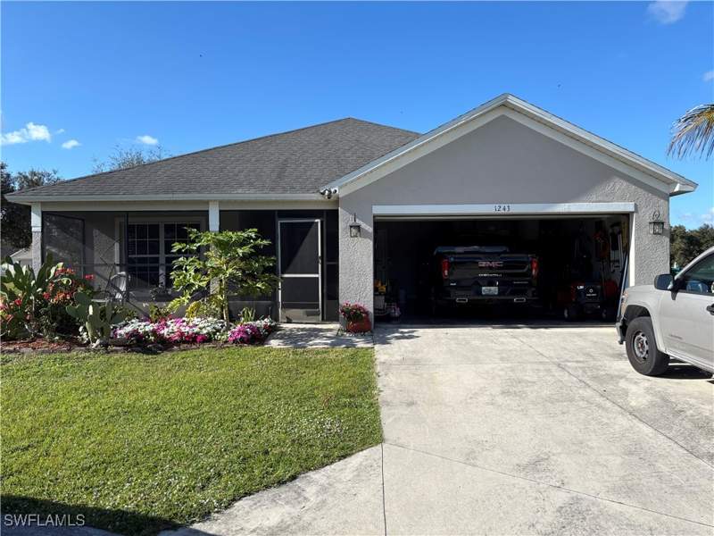 3 bedroom SingleFamilyResidence at 1243 Madison Ct, Arrowhead Reserve, Immokalee — photo 2