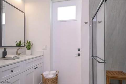 1014 SW 8th Pl, Cape Coral FL - photo 10 of 14