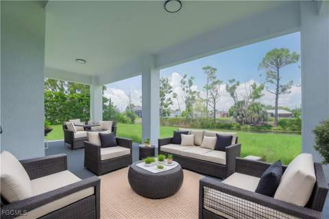 1014 SW 8th Pl, Cape Coral FL - photo 12 of 14