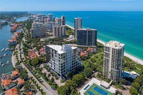 4751 Gulf Shore Blvd N Ph8, Naples FL - photo 16 of 18
