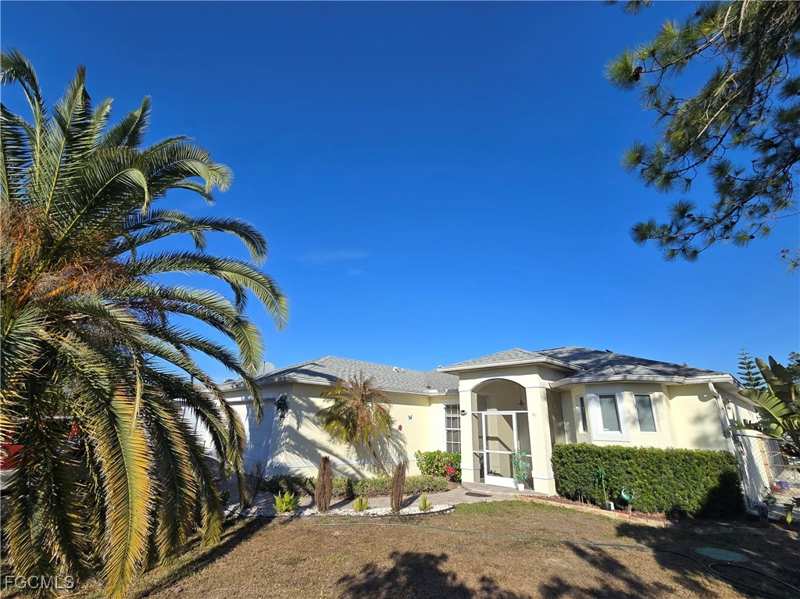 3 bedroom SingleFamilyResidence at 1220 McKinley Ave, Lehigh Acres, Lehigh Acres — photo 1