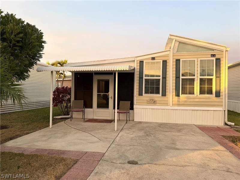 1 bedroom ManufacturedHome at 4710 Split Log Ln W, Riverwoods Plantation, Estero — photo 4