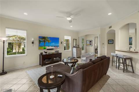 2621 Estrella Ct 1601, Naples FL - photo 7 of 43