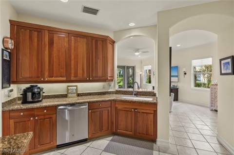 2621 Estrella Ct 1601, Naples FL - photo 9 of 43
