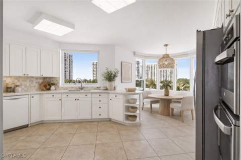 4251 Gulf Shore Blvd N 6A, Naples FL - photo 9 of 32