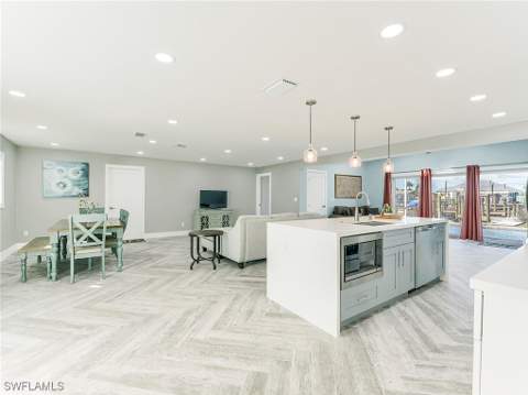 5302 Cortez Ct, Cape Coral FL - photo 17 of 37