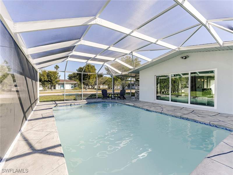 3 bedroom SingleFamilyResidence at 5302 Cortez Ct, Cape Coral, Cape Coral — photo 2