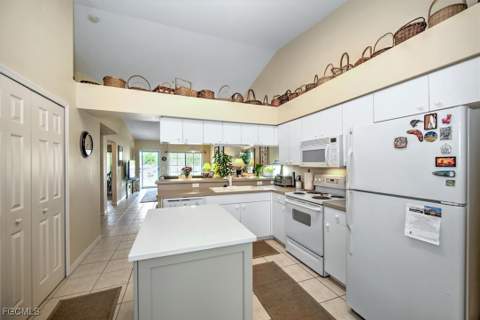 25741 Lake Amelia Way 202, Bonita Springs FL - photo 12 of 31
