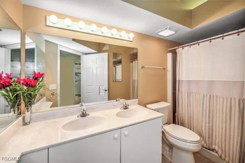 25741 Lake Amelia Way 202, Bonita Springs FL - photo 19 of 31