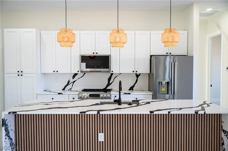 4 bedroom SingleFamilyResidence at 2903 E 17th St, Lehigh Acres, Lehigh Acres — photo 5