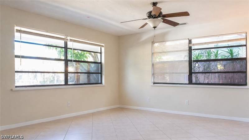 2 bedroom SingleFamilyResidence at 814 109th Ave N, Naples Park, Naples — photo 3