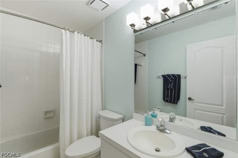 14511 Hickory Hill Ct 524, Fort Myers FL - photo 17 of 27