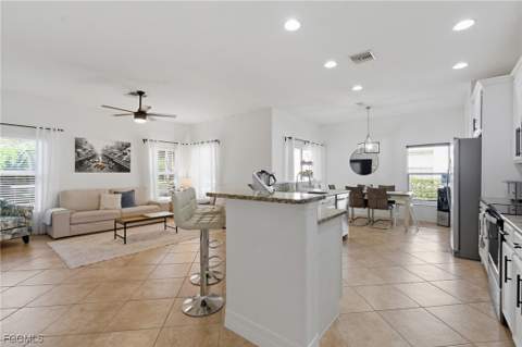 2452 Blackburn Cir, Cape Coral FL - photo 18 of 50