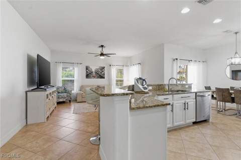 2452 Blackburn Cir, Cape Coral FL - photo 19 of 50