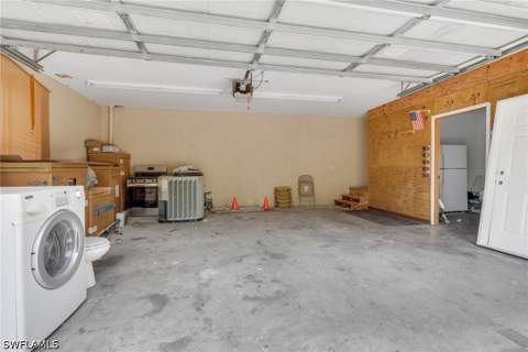 160 19th St SW, Naples FL - photo 16 of 50